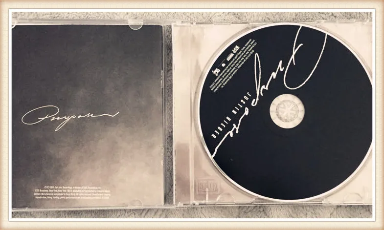 justin bieber サイン入り写真