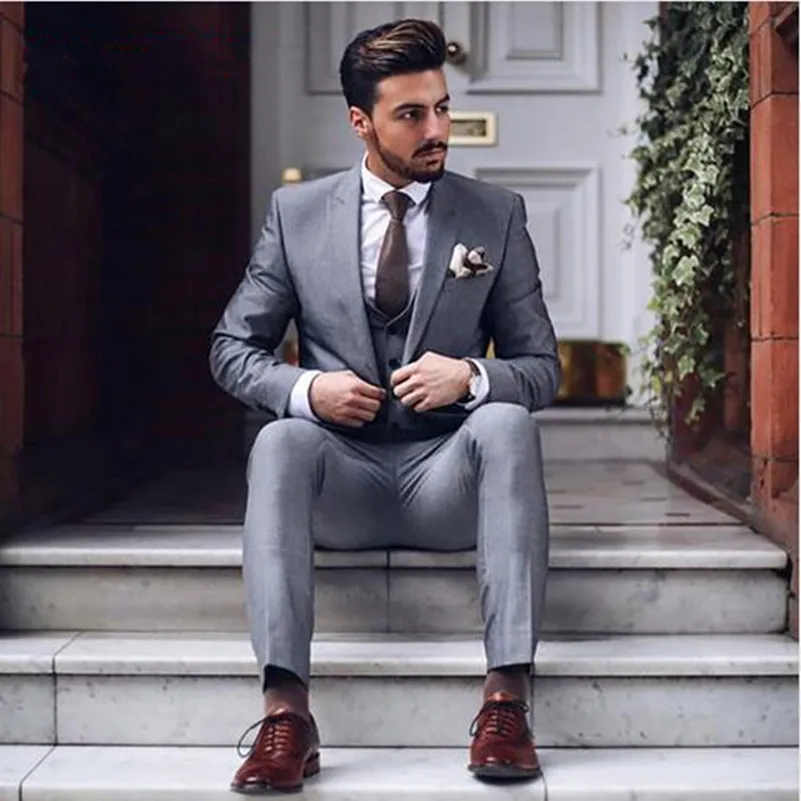 

Light Grey Wedding Tudedo Men Suit Formal Wedding Suits Slim Fit Groom Tuxedos Handsome Best Men Blazers (Jacket+Pants+Vest)