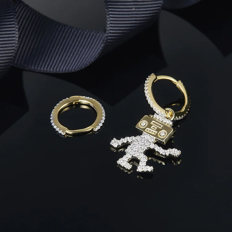 

Ins-APM pure silver dance robot asymmetrical earrings interesting personality