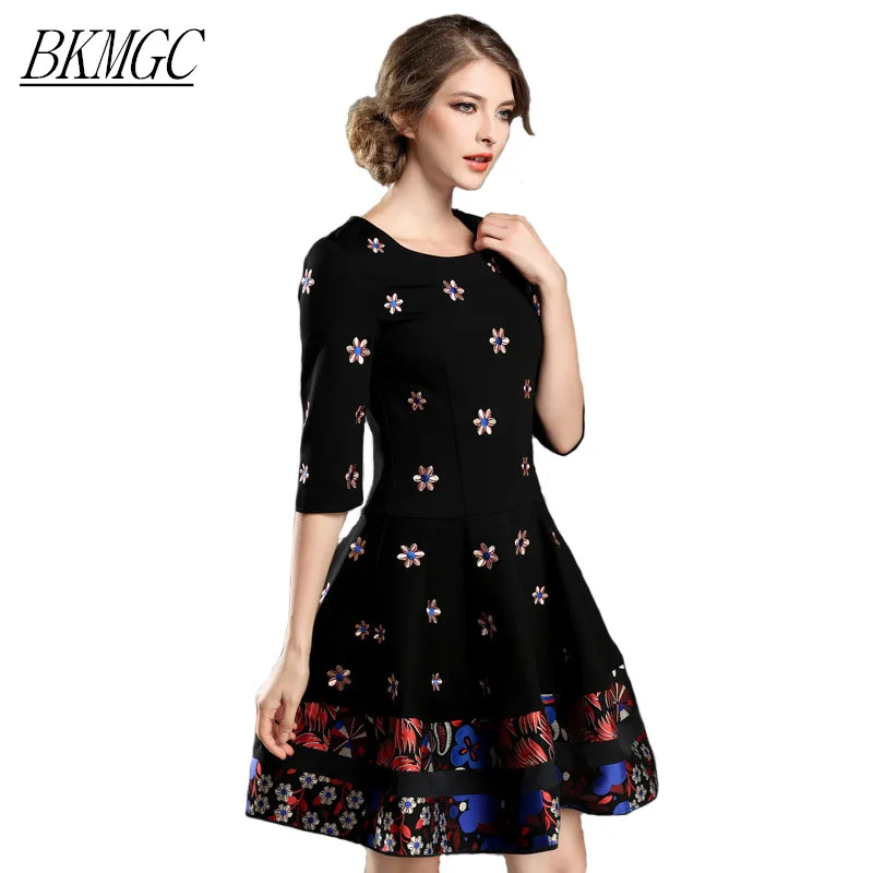 Honorable Elegant Vintage Little Flower Embroidery Print Black Dress Bohemian Colors Striped Big Hem Floret Party