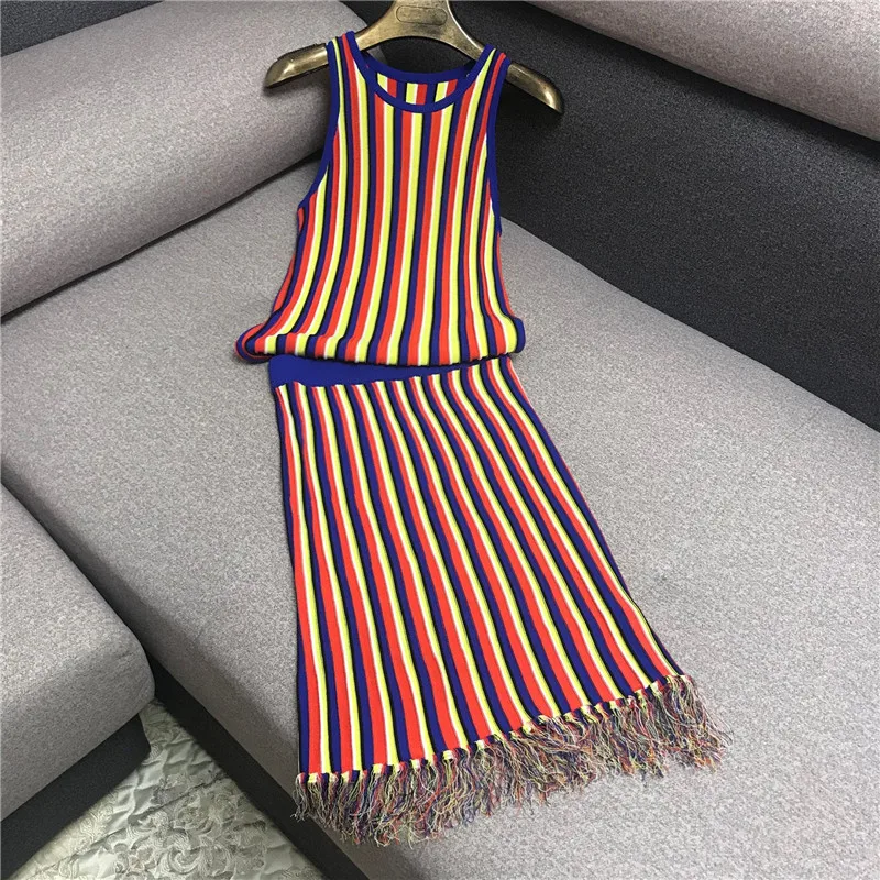 

Luxury Designer Brand Women's Knitted Sets for Women Colorful Vertical Striped Knitted Vest Top and tassel Knitted Skirt Set