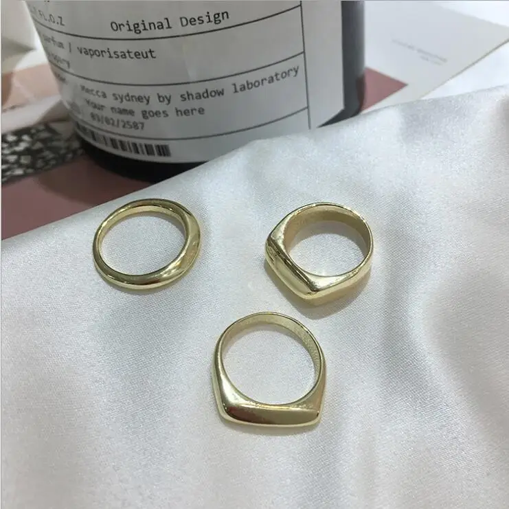 

European and American Fashion Gold Metal Simple Irregular Woman Ring Party Personality Girl Dress Accessories KR001