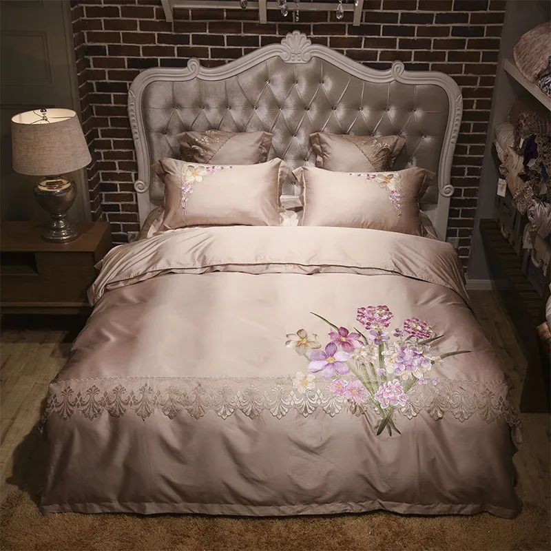 

Soft 60S Tencel Silk Embroidered Luxury Bedding Sets 4Pcs King Queen King Size Bed set Bed Spread Duvet Cover Pillowcases