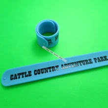 Изготовленные на заказ силиконовые браслеты, дизайн логотипа персональный принт подарок Привязать браслет для детей акция подарок на вечеринку