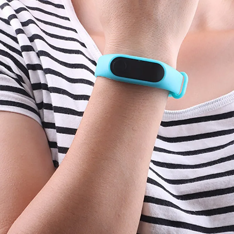

New White Digital Watch Women Men Silicone Led Bracelet Watches Sports Casual Couple Wristwatch Children Student Fashion Clock
