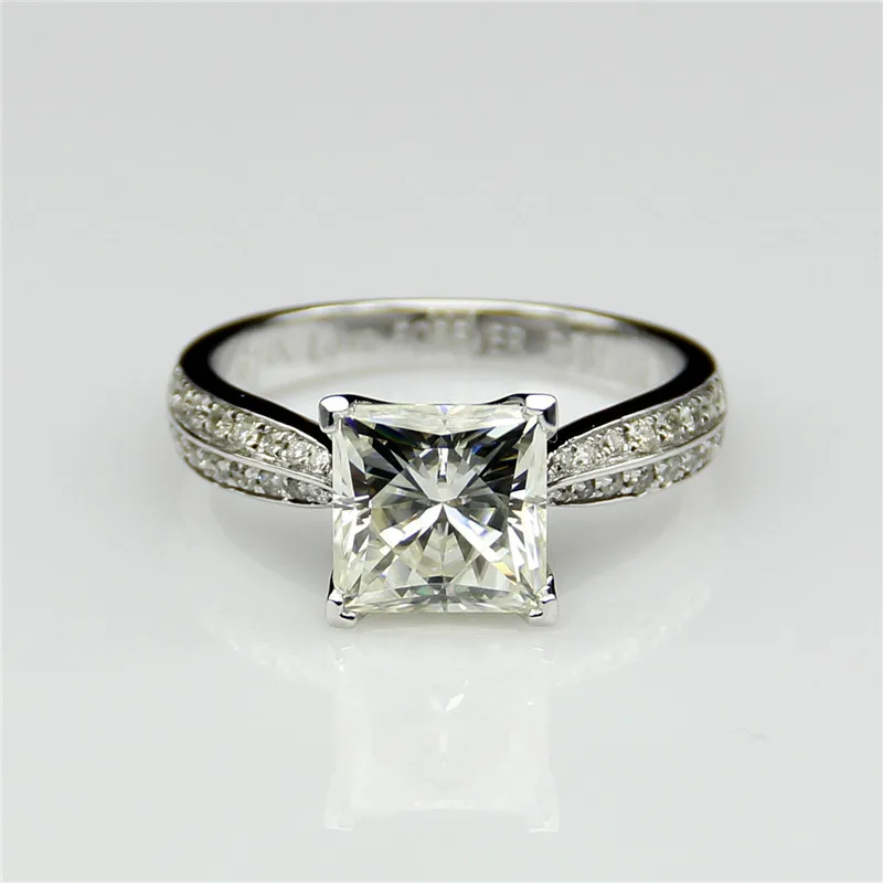 Princess Cut 2.2CT Test Positive Moissanites 4-Prong Accents Ring 9k White Gold Engagement Rings Fine Jewelry Moissanites Ring