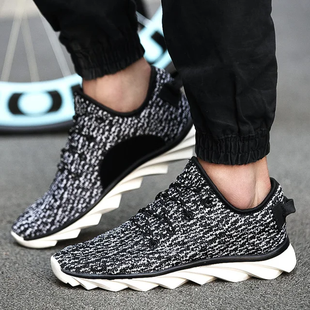 New Men Designer Casual Shoes Yeezy Casual Male Breathable Cotton