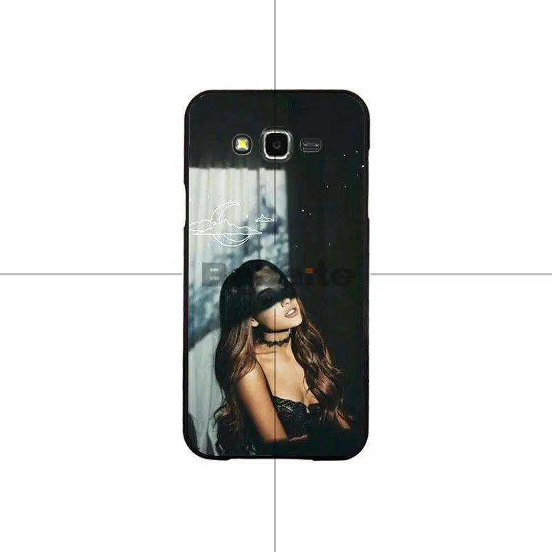 Cat Ar Ariana Grande