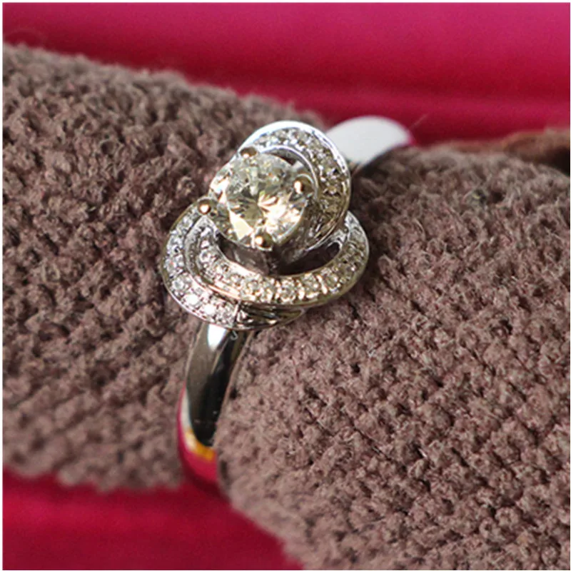 

Petal Bloom Solid Silver Paved Promotion Jewelry 0.5CT SONA Simulate Diamond Ring Sterling Silver Engagement Jewelry Brand Ring