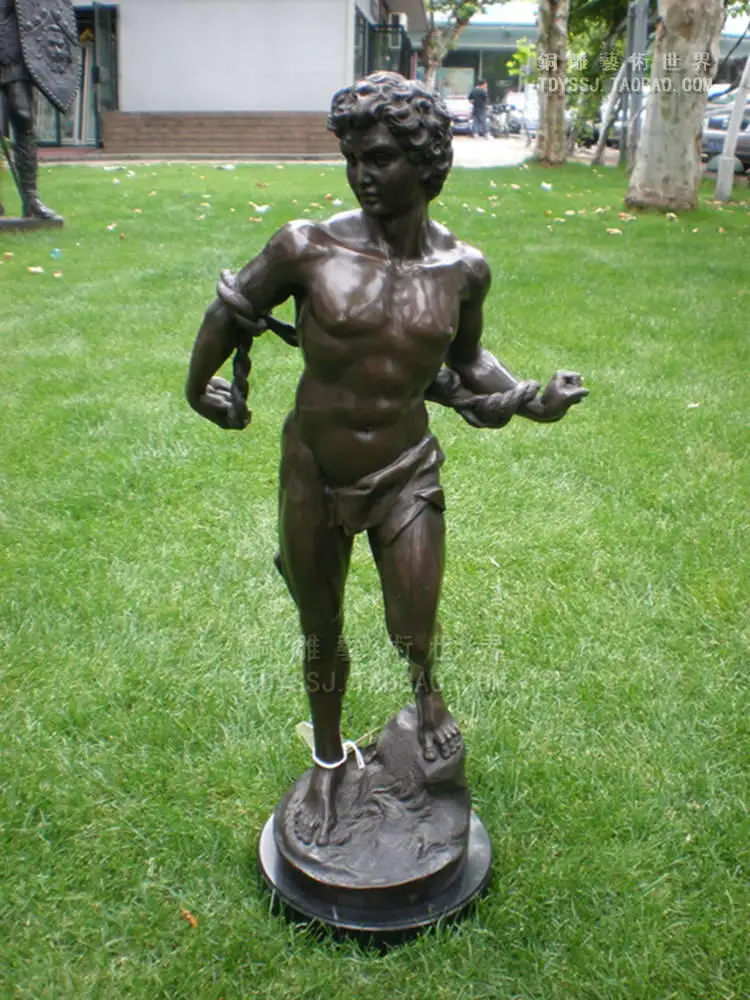 The statue of David Michelangelo classic European Renaissance bronze