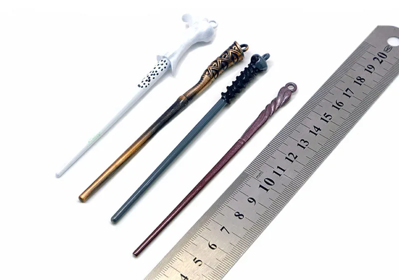 13PCS/Set Harry Potter Magic Wand Set Creative Magic Tricks Kids Cosplay Toys Keychain Pendant Gift Box Packing 