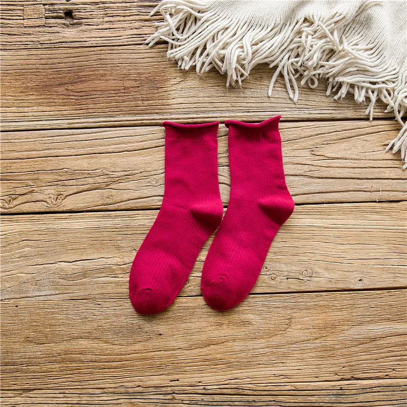Новинка; женские носки; 1 пара; длинные носки для девочек; хлопковые однотонные Повседневные Дышащие Носки ярких цветов в полоску; Модные женские носки - Цвет: Красный