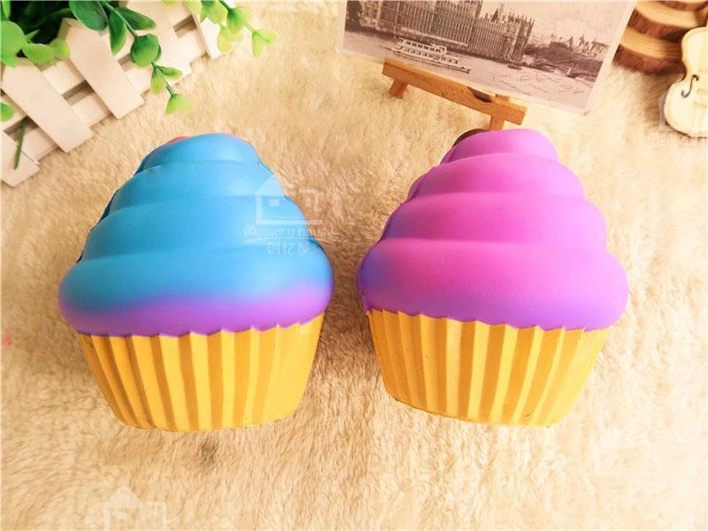 squishy cupcake toy