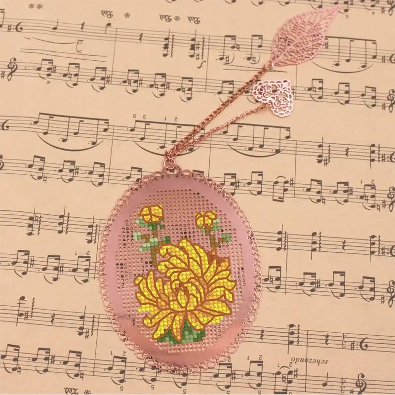 

DMC threads DIY Craft Stich Cross Stitch Bookmark Metal Silver Golden Needlework Embroidery Crafts Counted Cross-Stitching Kit 5