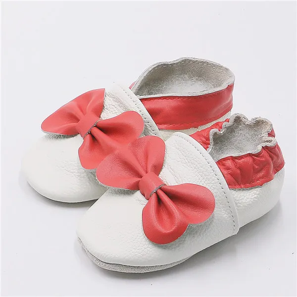 Мягкая детская обувь из натуральной кожи с мультипликационным принтом; тапочки для новорожденных мальчиков и девочек; нескользящая детская обувь для детей 0-24 месяцев - Цвет: 23