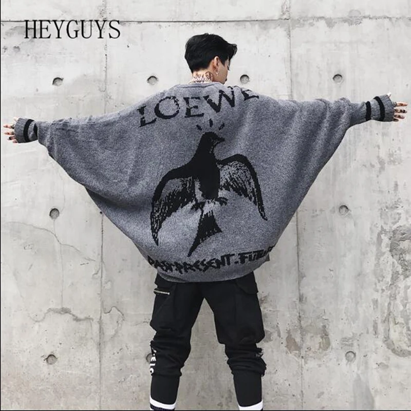

HEYGUYS Autumn Winter New Mens Sweater Male Women High Street Fashion Casual Loose Bat Sleeve Knitted Pullover Sweater M L XL
