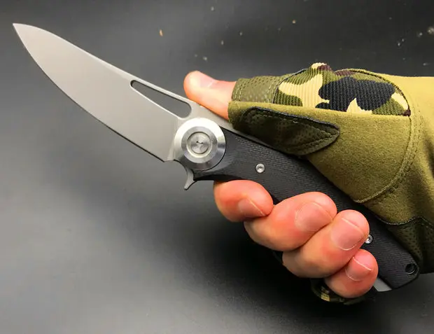 Ball Bearing Folding Knife D2 Blade Carbon fiber G10+titanium alloy Handle Outdoor Knives Camping Survival Pocket Knife Tool EDC