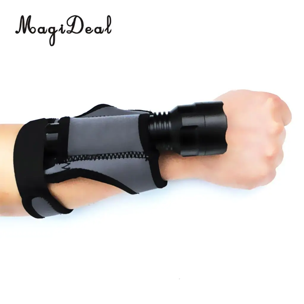 MagiDeal 3mm Neoprene Hand Free Flashlight Light Holder Glove Scuba Diving Dive Underwater LED Torch Mount Holster Equipment