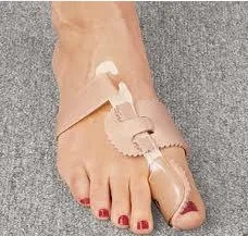 Исправление вальгусной деформации большого пальца. Hallux valgus стельки. Выпрямление большого пальца на ноге. Bunions hallux valgus. Выпрямитель среднего пальца ноги.