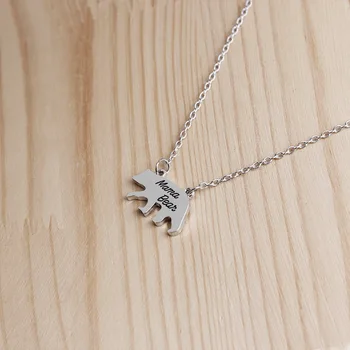 

10 English alphabet Mama Baby Bear animal Pendant Necklaces letter Enamel Bar Fashion Mother and Daughter Son necklace