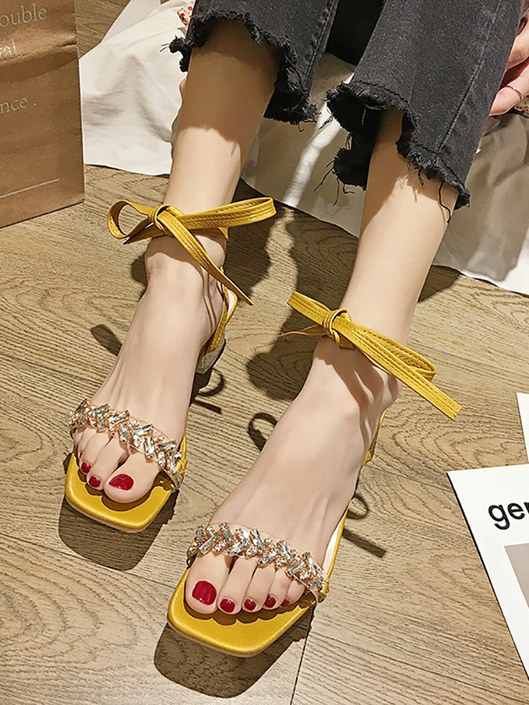 

Women's Shoes Sandals 2019 New Summer Diamond Bright Strap High-heeled Shoes