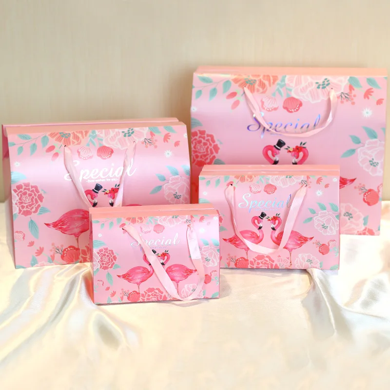 

10 X Lovers and Flamingos Style Gift Boxes Bow Cartoon Candy Bag for Unicorn Party Baby Shower Birthday Candy Box Birthday Party