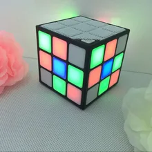 Bluetooth стерео мини сабвуфер красочные огни вокруг автомобильных динамиков можно позвонить 3D