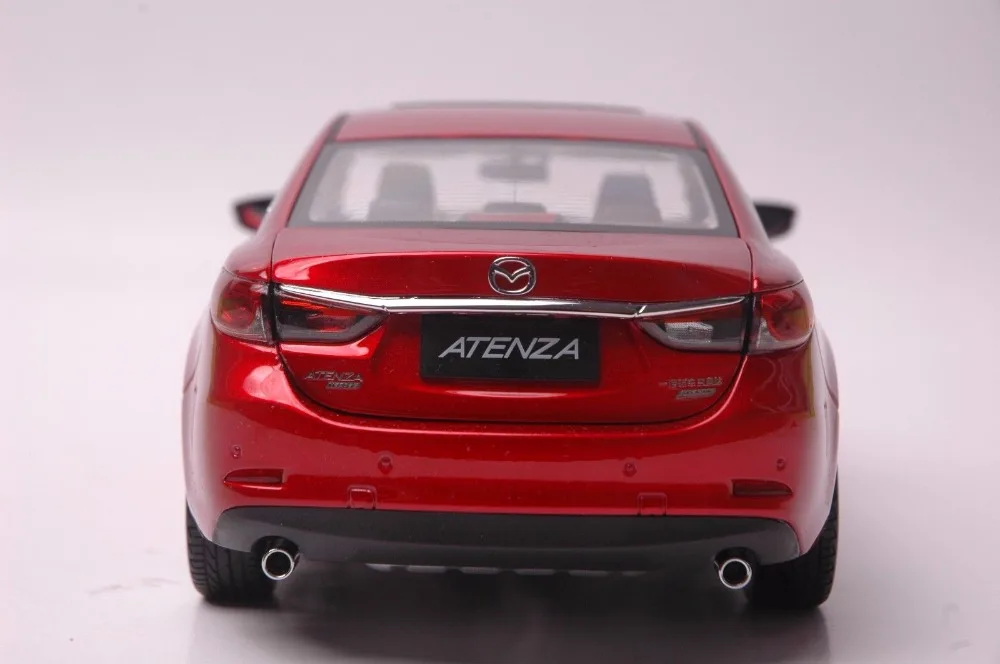 Mazda Atenza car model in scale 118 r 4