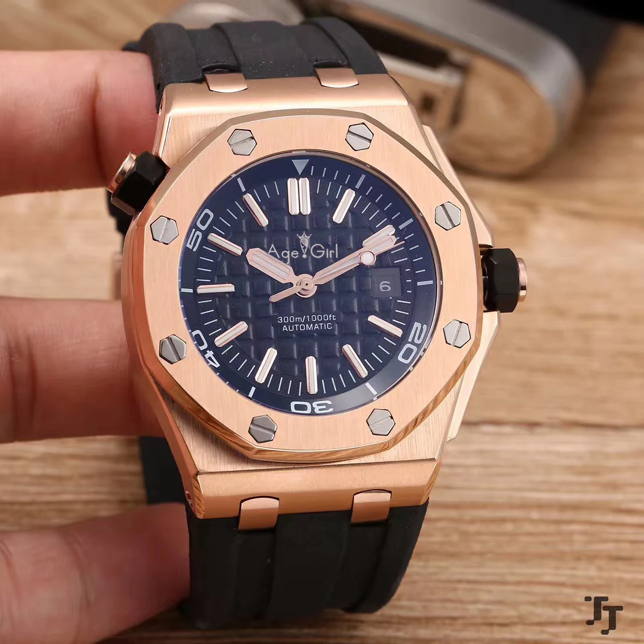 

Luxury Brand New Men Stainless Steel Automatic Mechanical Watch Diver Sapphire Sport Watches Black Rubber Rose Gold Grey Limited