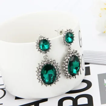 

LUBOV Crystal Drop Earrings Shinning Elegant Lovely Crystal Water Drop Oval Gem Stone Pendant Dangle Earrings Women Jewelry 2018