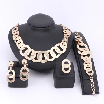 

Fashion Jewelry Sets For Women Round Necklace Earrings Ring Bracelet Gold Color Classic Pendant Wedding Dress Accessories