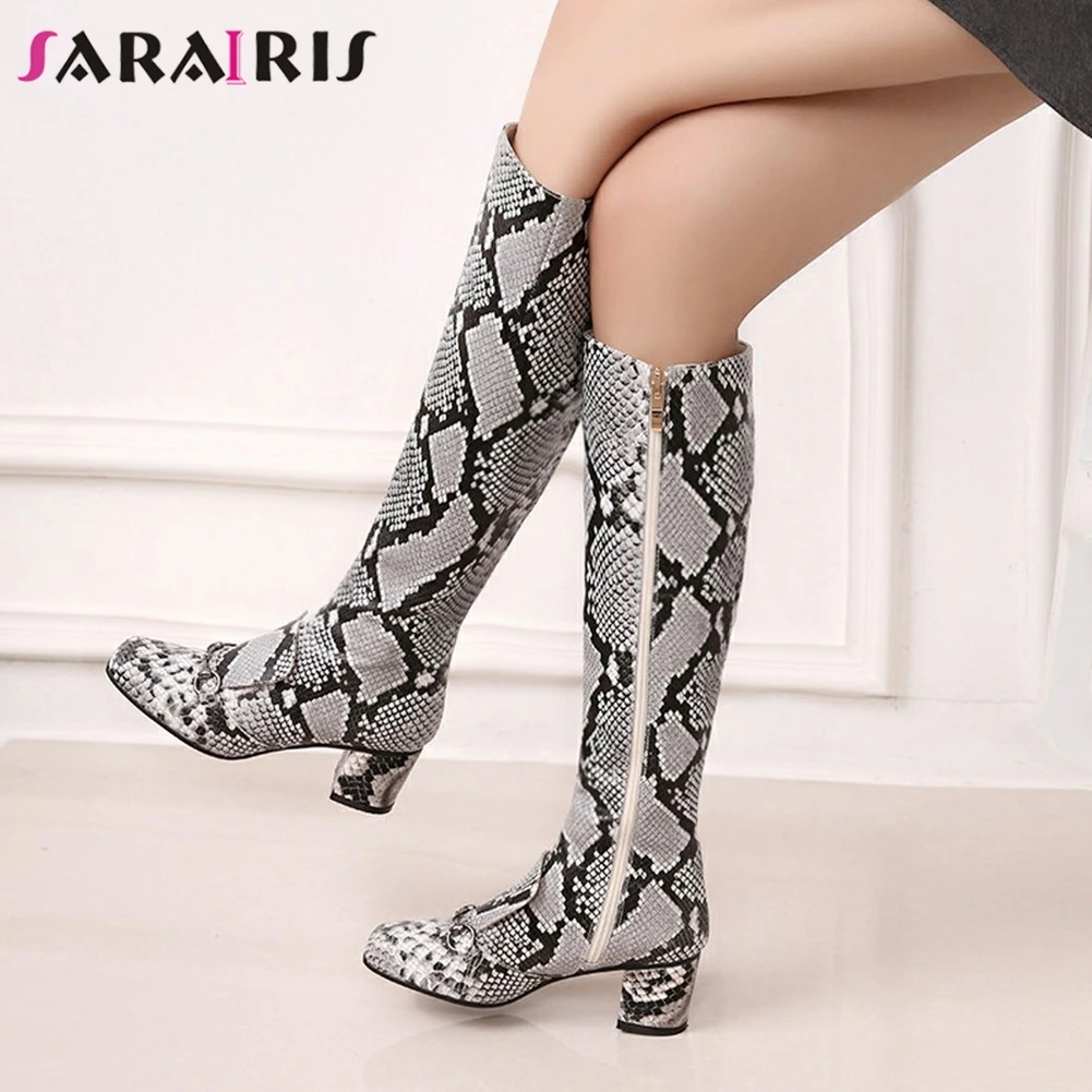 Femme 34 Hauteur Nouveau De Du Décontracté Véritable Talons Zip En Taille Cuir Mélangées Hiver Rouge Couleurs Hauts Pour Femmes Sarairis À Bottes Carré Chaussures 43 Grande Genou blanc UpSzVqMG