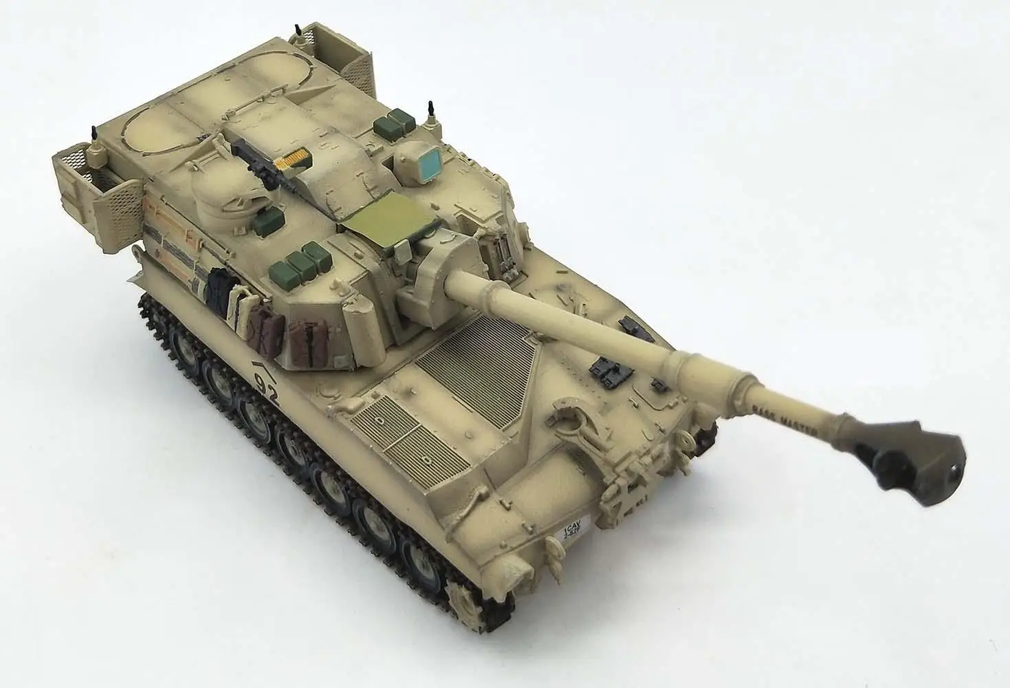 США M109 A2 155 мм самоходный гаубица 1: 72 Танк Готовая модель краски пустыни