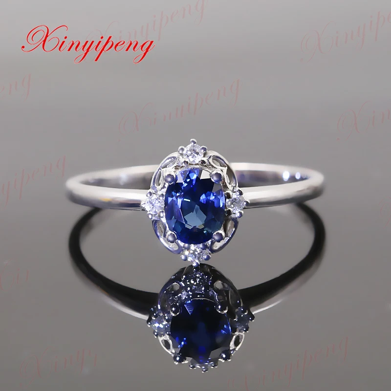 

Xinyipeng 18 k white gold inlaid natural sapphire ring with diamond design is beautiful women