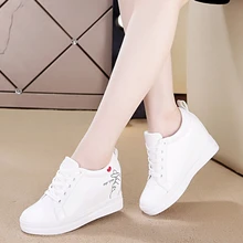 Женская обувь; сезон весна; коллекция года; модные женские туфли на скрытой танкетке 4 см; повседневная обувь на шнуровке; обувь из мягкой кожи; mujer chaussure