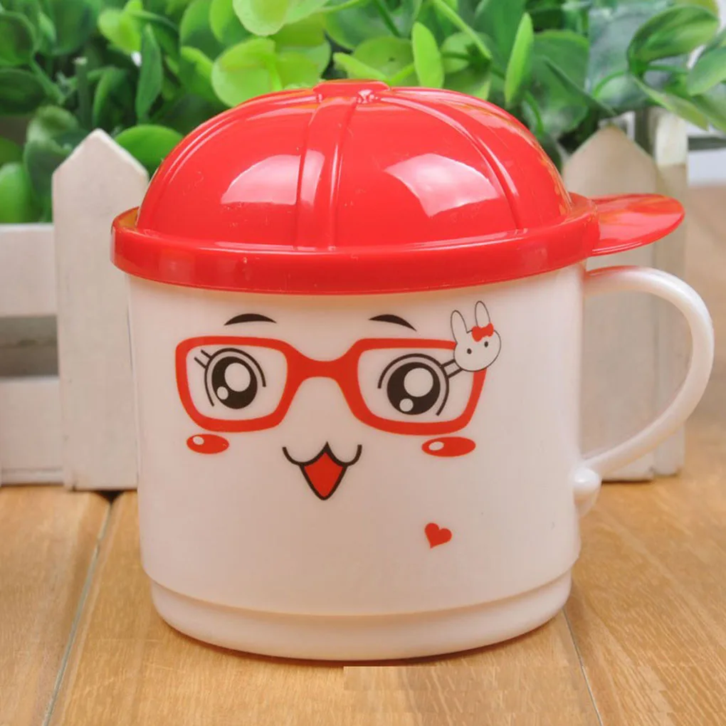 

2019 Hot Cartoon Hat Kids Child Plastic Drinking Juice Water Beverage Lids Cups Microwave Oven Use Color Random