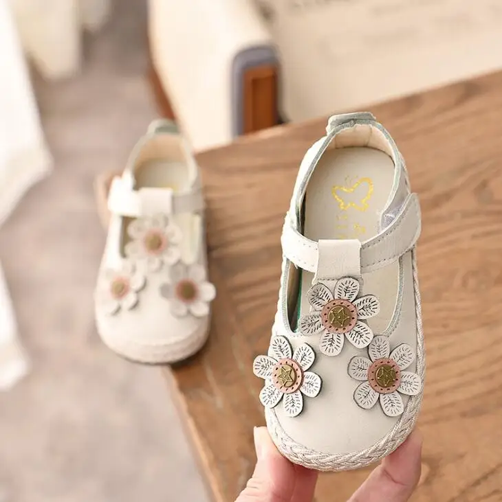 

Girls Single Shoes Spring Autumn Flowers Girls Princess Shoes Korean Children's Leather Shoes Ballet Shoe With Flower