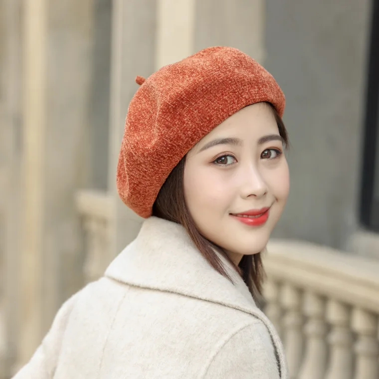 

2019 New Winter Women's Chenille Wool Beret Hats Women Fashion Warm French Style Painter Berets Hat Female Beanies Cap