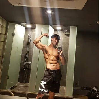 

Mens Gym Fitness Shorts Bodybuilding Running Jogging Workout Training Crossfit Sportswear Bottoms Male Summer Beach Short Pants