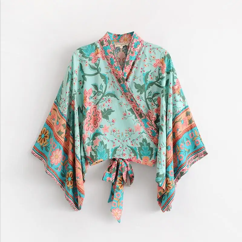 

Boho Inspired Floral print Bat Sleeve Kimono Shirt 2018 Summer Casual Blouse Bow Lace-up Bohemia Short Tops Women blusas Z619