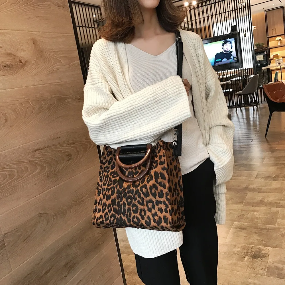 ليوبارد حمل حقائب للنساء 2019 عالية قدرة أفخم حقائب مع مقبض حقيبة كتف الإناث Crossbody حقائب يد الساخن بيع ليوبارد حمل حقائب للنساء 2019 عالية قدرة أفخم حقائب مع مقبض حقيبة كتف الإناث Crossbody حقائب يد الساخن بيع