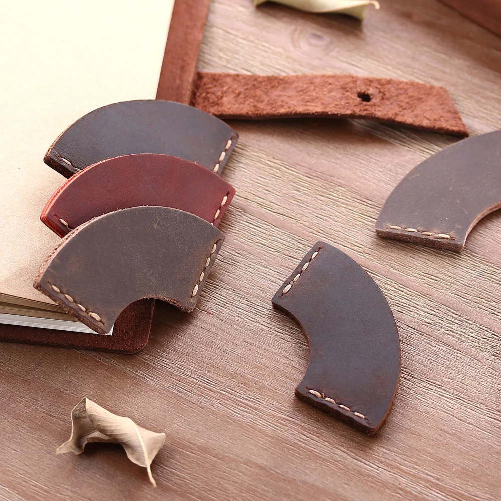 Robrasim 2 Pack Handmade Rustic Bookmarks Genuine Leather Corner Page Bookmarkers Memo Stationery Gift School Supplies