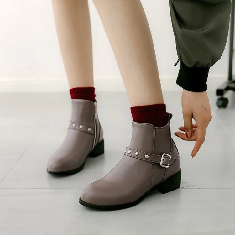 

Big Size 11 12 13 14 15 16 17 Round-headed fashion rough square heel belt buckle rivet boots children