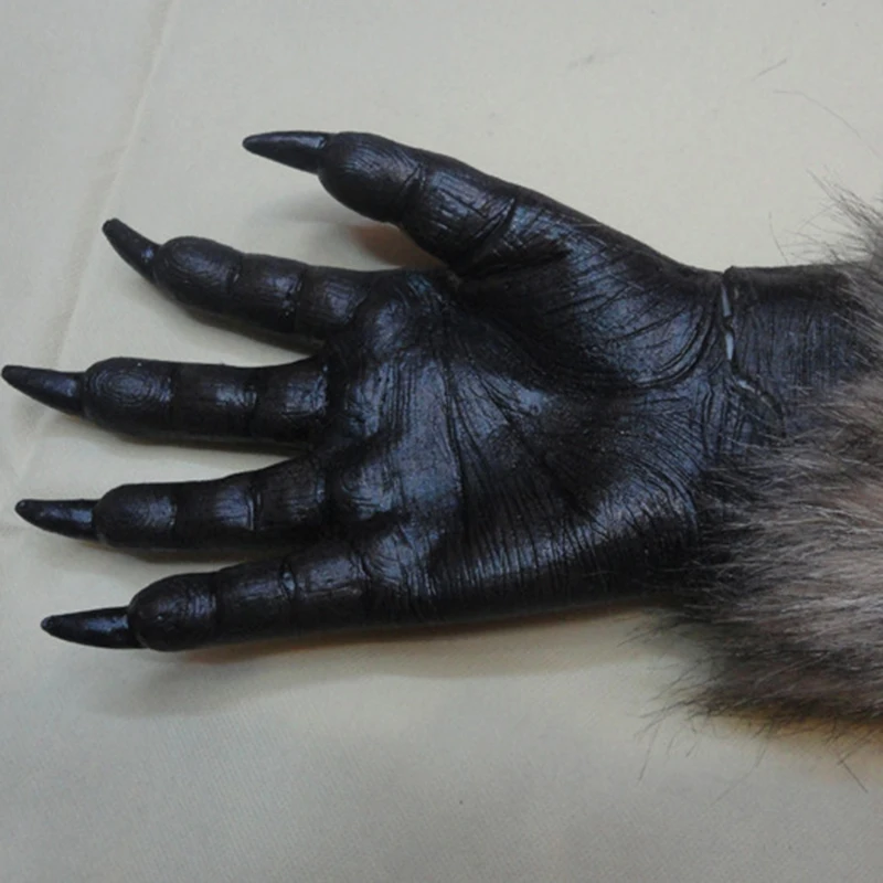 жуткая лапа