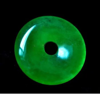 

FREE SHIPPING Nice Chinese Rich Green Grade Jadeite Necklaces Amulet pendant