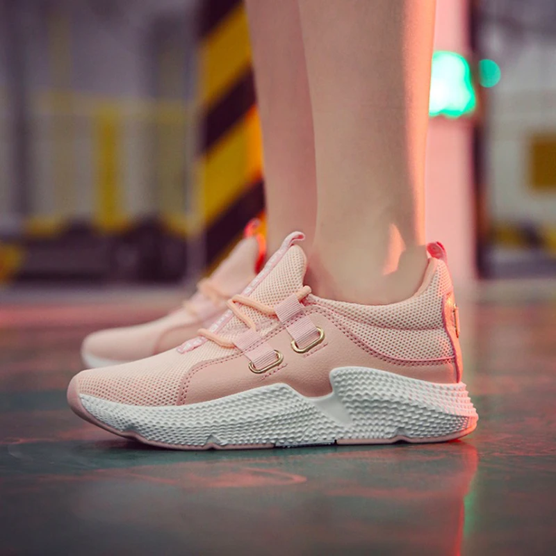 

Women Casual Shoes 2018 Autumn Women Sneakers Breathable Mesh Women Flats Lace-Up Height Increathable Women Shoes