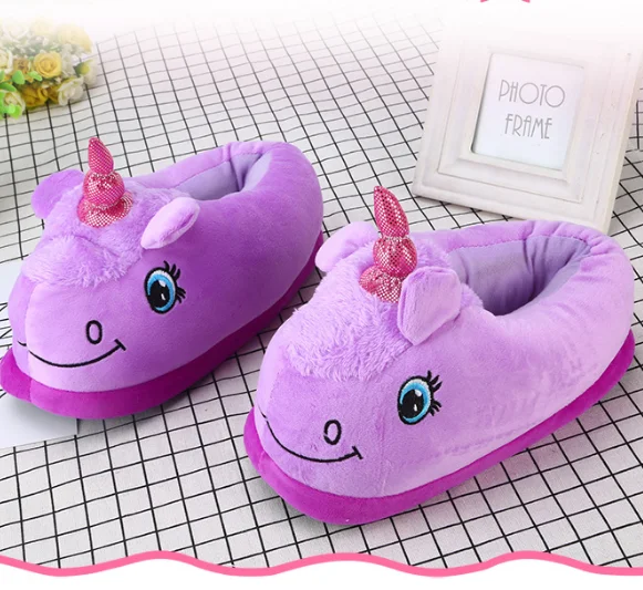 Теплые хлопковые зимние женские домашние тапочки; мягкие домашние тапочки с единорогом из мультфильма; нескользящие домашние тапочки; милая обувь для девочек; обувь - Цвет: purple Slippers