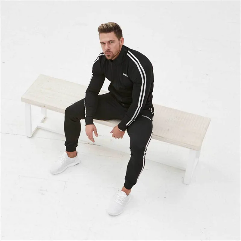 2019  Spring and fall new cotton men's black leisure Gyms sports outdoor running training zipper suit stand collar