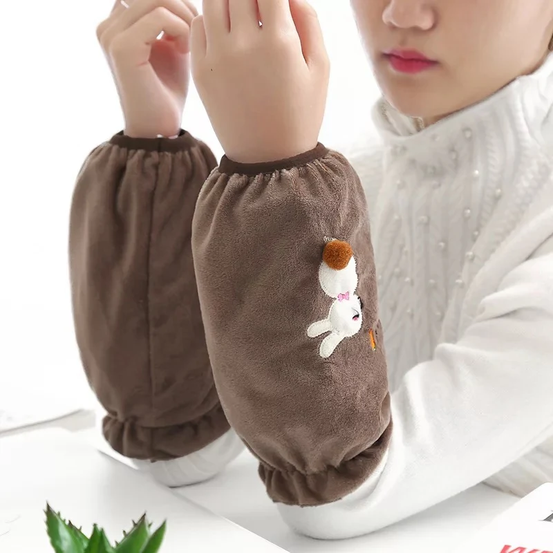 Осенне-зимние корейские Нескользящие плюшевые рукава с героями мультфильмов, для студентов, с длинными рукавами, с фабричными рукавами
