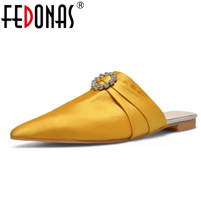 

FEDONAS 2018 Women Sandals Elegant Silk Rhinestone Summer Sandals Fashion Sexy Pointed Toe Wedding Party Shoes Woman Slippers